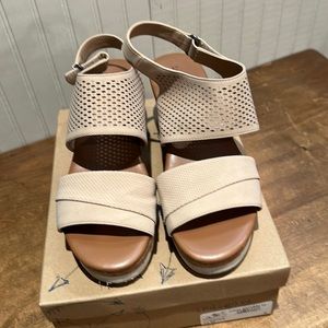 Sandals, light tan, Indigo brand 10M, worn once.